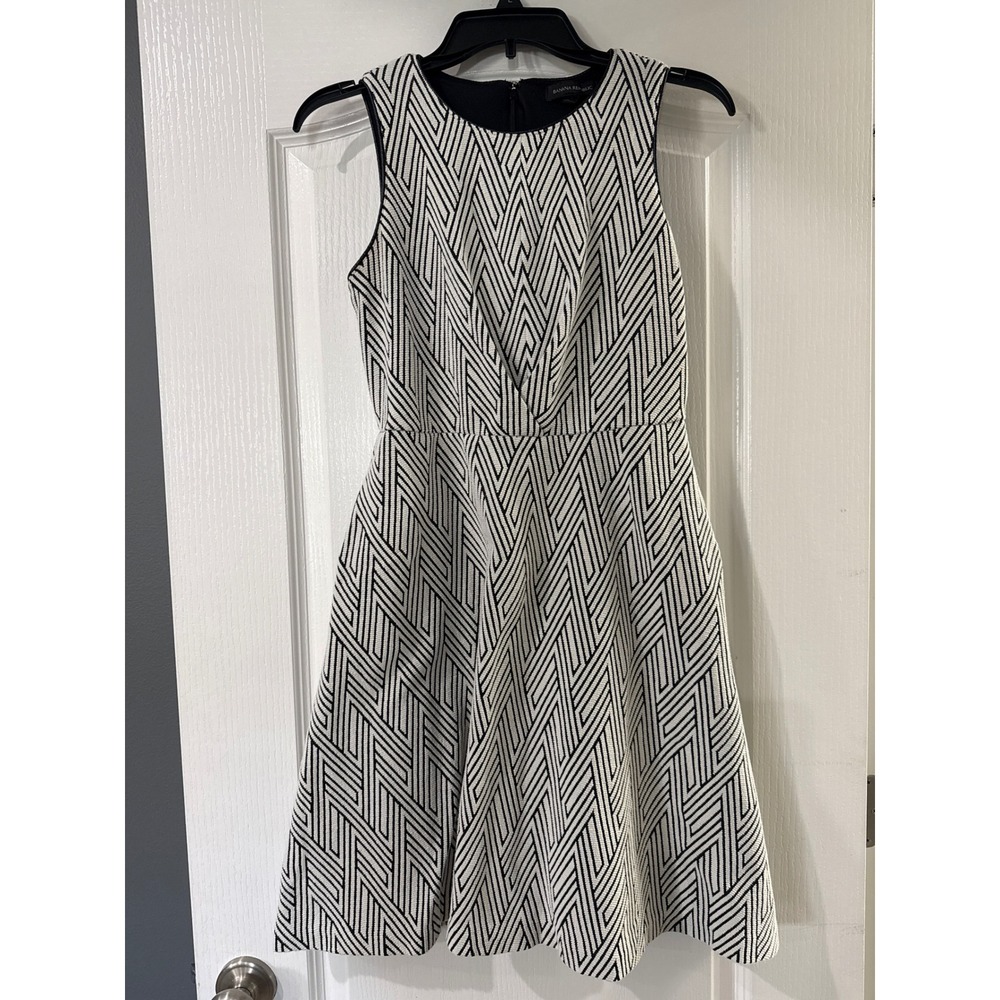 Banana Republic Womens Chevron Jacquard Fit Flare Dress Black White Pockets 4